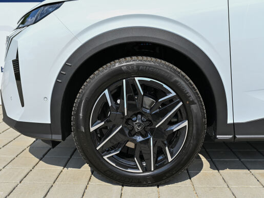 Peugeot 3008 ALLURE 1.2 Hybrid 145k e-DCS6