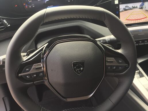 Peugeot 408 Peugeot 408 NEW ALLURE 1.2 PureTech 130k EAT8
