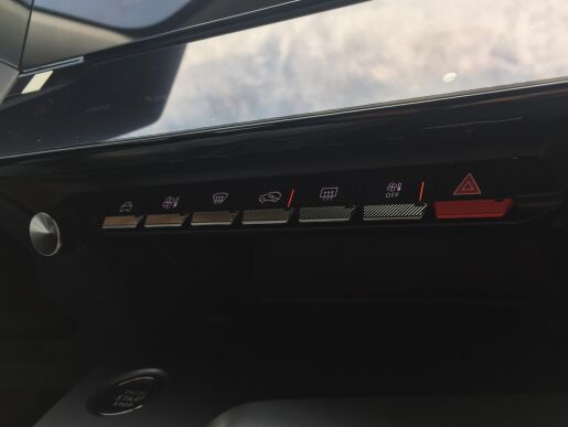 Peugeot 408 Peugeot 408 NEW ALLURE 1.2 PureTech 130k EAT8