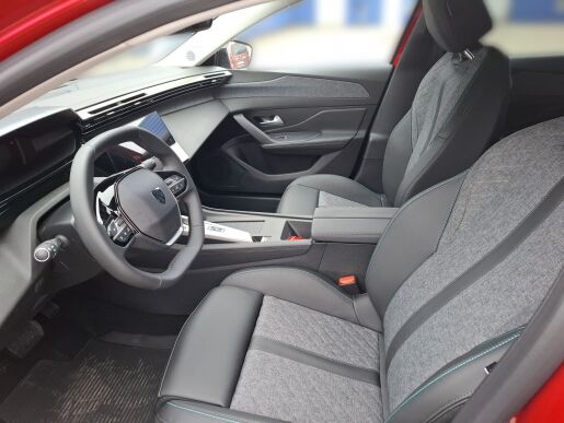 Peugeot 408 ALLURE 1.2 PureTech 130k EAT8