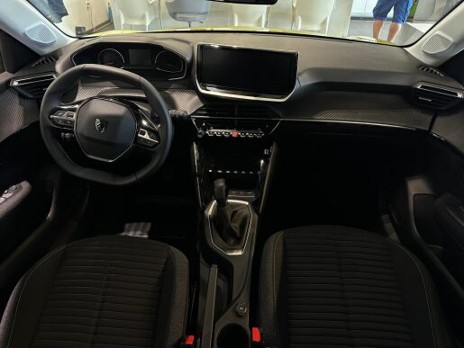 Peugeot 208  STYLE  1.2 PureTech  75k BVM