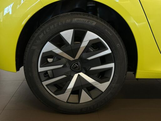 Peugeot 208  STYLE  1.2 PureTech  75k BVM
