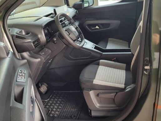 Citroën Berlingo MAX - M, 1.5 bHDi 130 (96kW), EAT 8,  (2025)