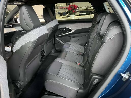 Peugeot 5008 ALLURE Hybrid 48V 145k e-DCS6 ( MHEV )