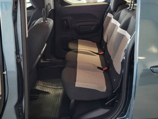 Citroën Berlingo Plus, M, bHDi 100, S&S, MT6 (2025)