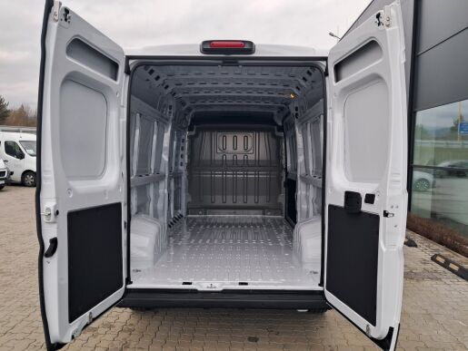 Citroën Jumper 2.2 BlueHDi L3H2 BlueHDi 140kSANDS