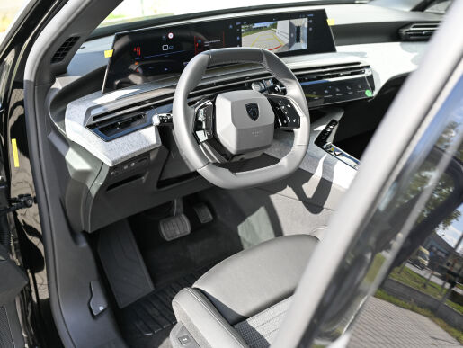 Peugeot 3008 ALLURE 1.2 Hybrid 145k e-DCS6