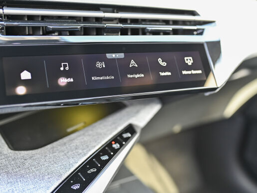 Peugeot 3008 ALLURE 1.2 Hybrid 145k e-DCS6