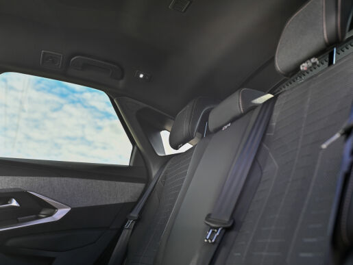 Peugeot 3008 ALLURE 1.2 Hybrid 145k e-DCS6