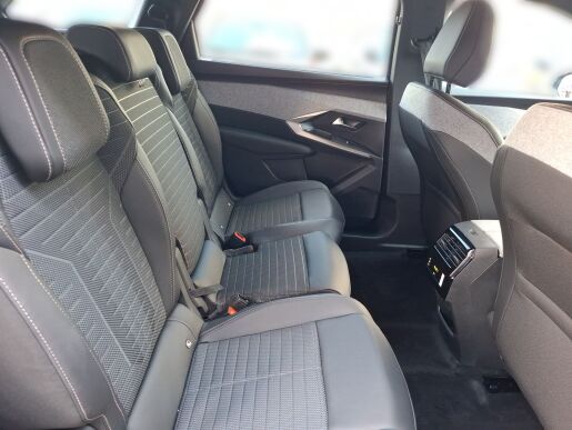 Peugeot 5008 e-5008 ALLURE Electric 210k 73 kWh
