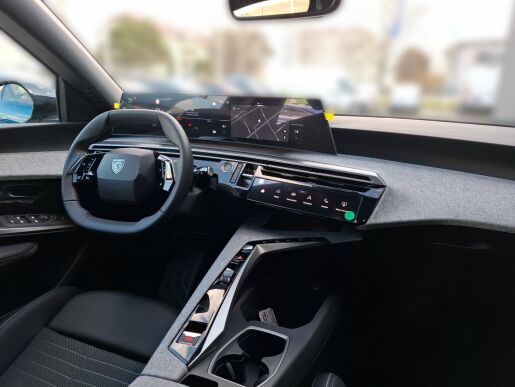 Peugeot 5008 e-5008 ALLURE Electric 210k 73 kWh