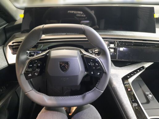 Peugeot 3008 NEW ALLURE 1.2 Hybrid 136k e-DCS6 (MHEV)