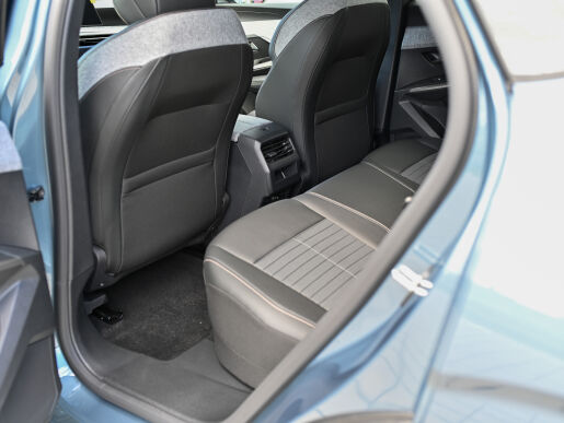 Peugeot 3008 ALLURE 1.2 Hybrid 145k e-DCS6