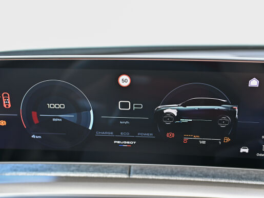 Peugeot 3008 ALLURE 1.2 Hybrid 145k e-DCS6