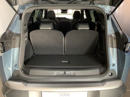 Peugeot 5008 NEW Allure 1.2 Hybrid 100 kW / 136 k e-DCS6