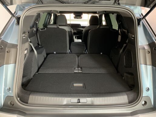Peugeot 5008 NEW Allure 1.2 Hybrid 100 kW / 136 k e-DCS6