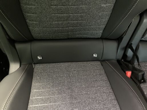 Peugeot 5008 NEW Allure 1.2 Hybrid 100 kW / 136 k e-DCS6