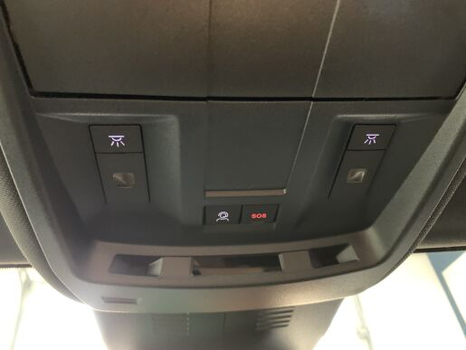 Peugeot 5008 NEW Allure 1.2 Hybrid 100 kW / 136 k e-DCS6