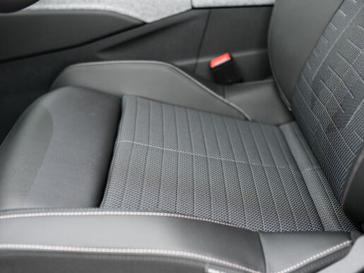 Peugeot 5008 ALLURE 1.2 Hybrid 136k e-DCS6 