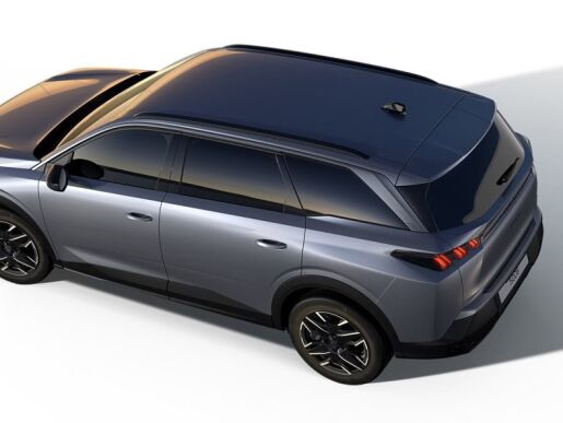 Peugeot 5008 ALLURE 1.2 Hybrid 145k e-DCS6