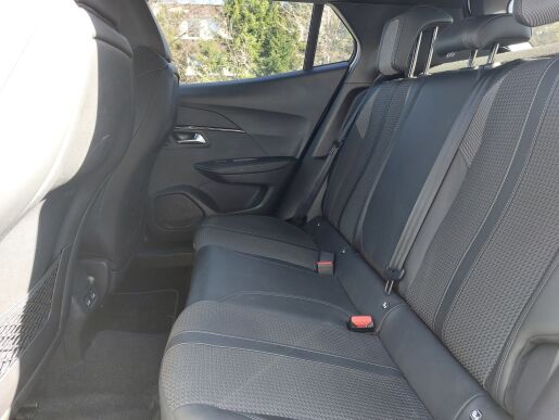 Peugeot 2008 GT 1.5 BlueHDi 130k EAT8