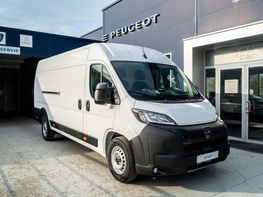Peugeot Boxer Furgon 435 L4H2 2.2 BlueHDi 140 €6.4 MT6