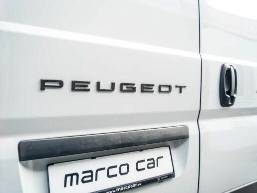 Peugeot Boxer Furgon 435 L4H2 2.2 BlueHDi 140 €6.4 MT6
