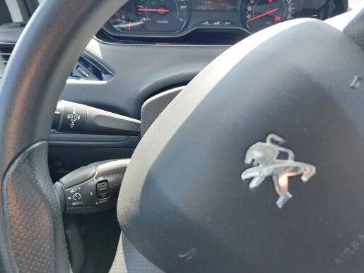 Peugeot 208 ACCESS 1.0 VTi 68k 5dv        
