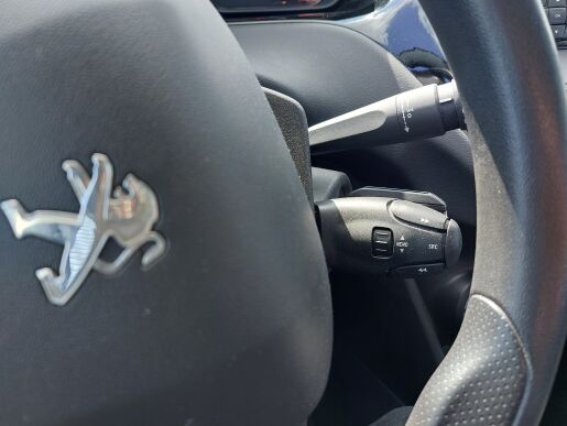 Peugeot 208 ACCESS 1.0 VTi 68k 5dv        