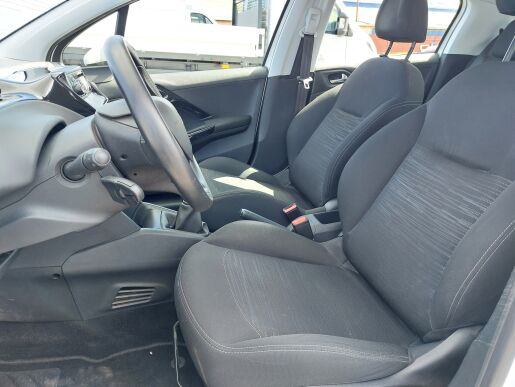Peugeot 208 ACCESS 1.0 VTi 68k 5dv        