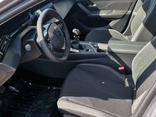 Peugeot 308 1.2 PureTech Active Pack 130k BVM6
