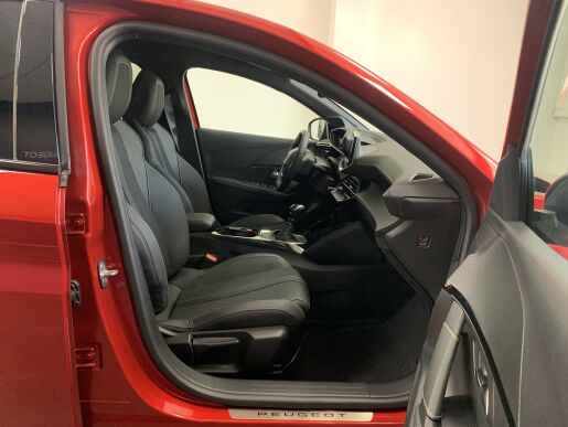 Peugeot 208 GT 1.2 PureTech 74 kW / 100 k BVM6