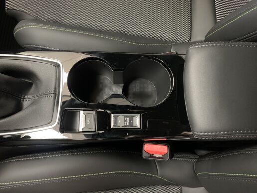 Peugeot 208 GT 1.2 PureTech 74 kW / 100 k BVM6