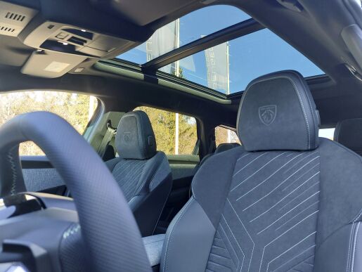 Peugeot 5008 5008 NEW 7Miest GT 1.2 Hybrid 136k e-DCS6 