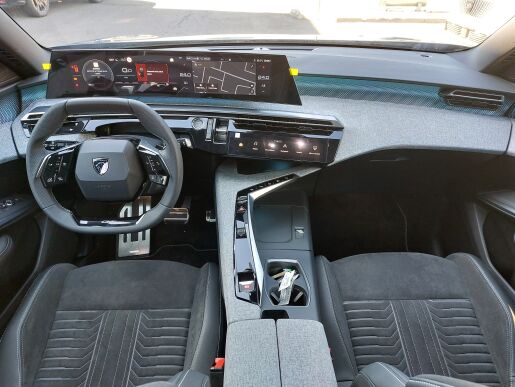 Peugeot 5008 5008 NEW 7Miest GT 1.2 Hybrid 136k e-DCS6 