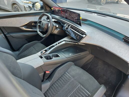 Peugeot 5008 5008 NEW 7Miest GT 1.2 Hybrid 136k e-DCS6 