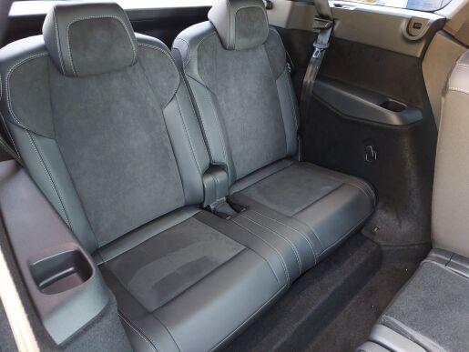Peugeot 5008 5008 NEW 7Miest GT 1.2 Hybrid 136k e-DCS6 