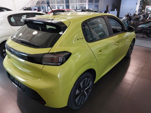 Peugeot 208 208 NEW Style  1.2 PureTech 75k BVM5