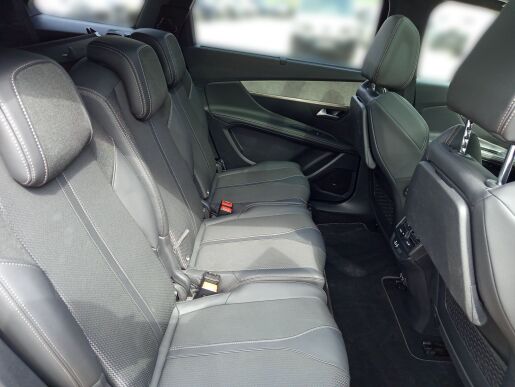 Peugeot 5008 GT 1.5BHDI 130k EAT8 7 MIESTNE