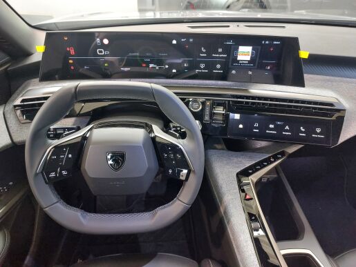 Peugeot 3008  3008 ALLURE 1.2 Hybrid 145k e-DCS6