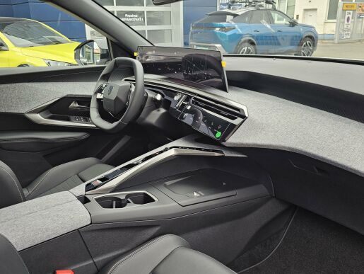 Peugeot 3008  3008 ALLURE 1.2 Hybrid 136k e-DCS6