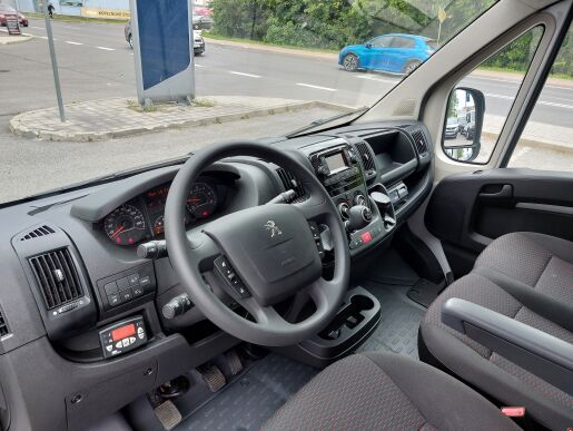 Peugeot Boxer BOXER FURGON 435 L4H2 2.2 BlueHDi 165k - Chladiarenská prestavba