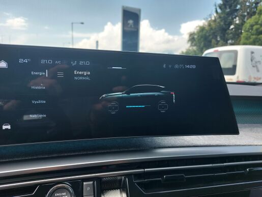 Peugeot 3008  3008 NEW E-3008 GT Electric 210k 73 kWh        