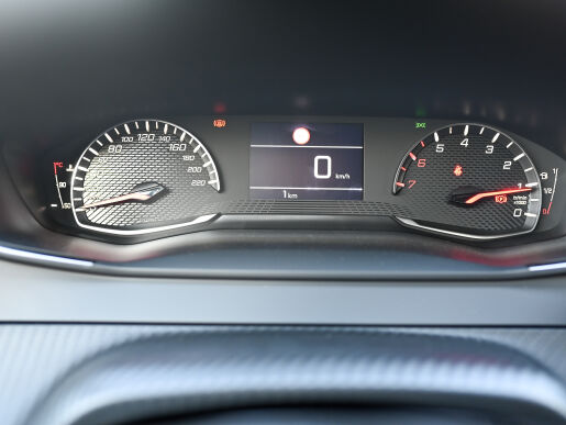 Peugeot 2008 NEW ACTIVE 1.2 PureTech 100k BVM6