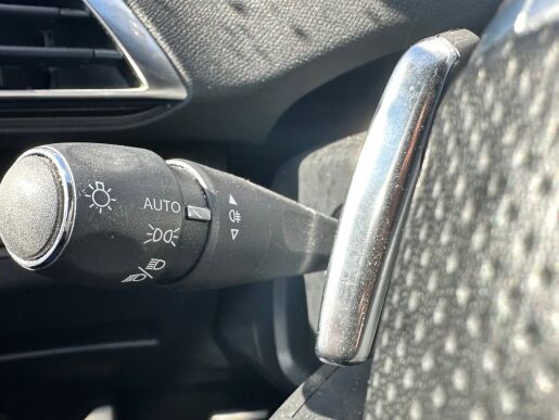 Peugeot 5008 1,5 BlueHDi GT EAT8