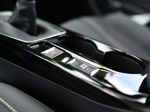 Peugeot 208 NEW GT 1.2 PureTech 100k BVM6