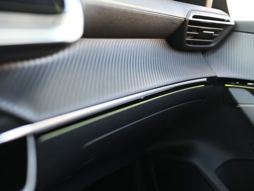 Peugeot 208 NEW GT 1.2 PureTech 100k BVM6