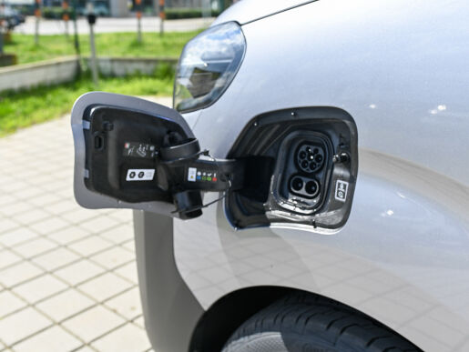 Peugeot Expert E-Expert Combi L3 Electric 136k 75 kWh