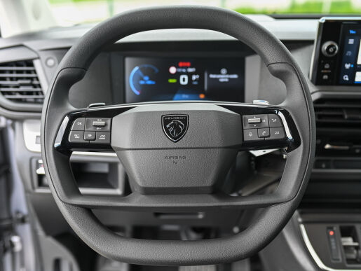 Peugeot Expert E-Expert Combi L3 Electric 136k 75 kWh