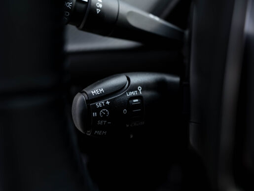Peugeot 208 NEW  STYLE  1.2 PureTech 100k BVM6